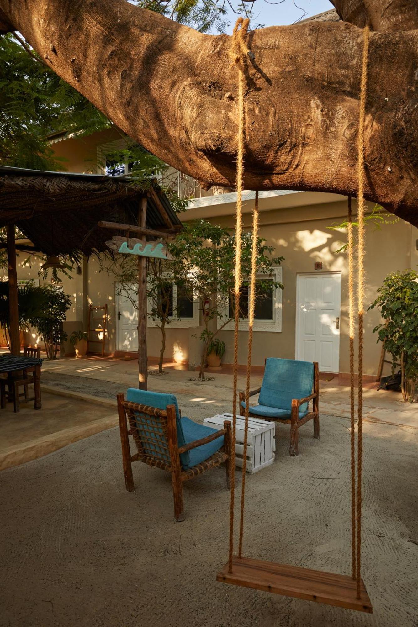 Ebb & Flow Bed & Breakfast Paje